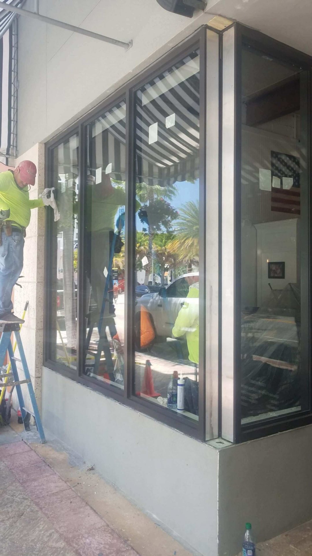 Comercial Storefronts